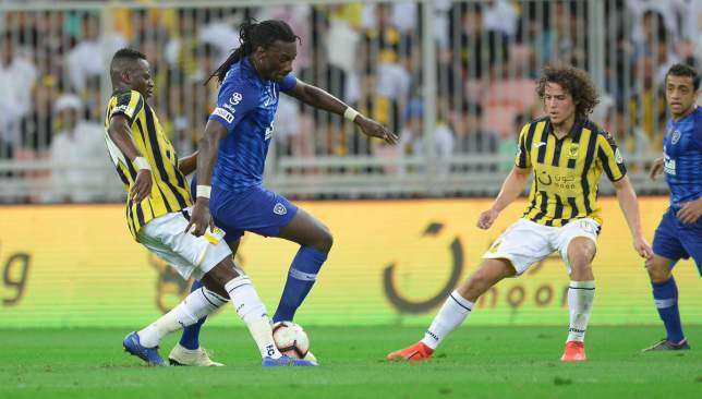 استكمالاً للموسم الكارثي.. الهلال يذيق الاتحاد الأمرَّين في كلاسيكو السعودية  