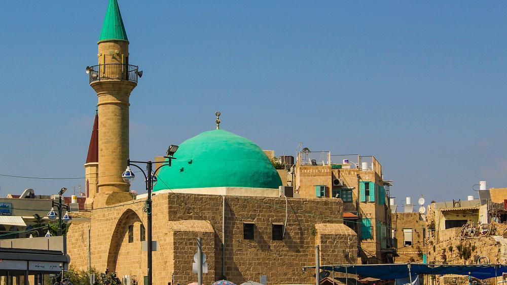 إسرائيل غضبت من ممارسة مؤذن عكا للرياضة