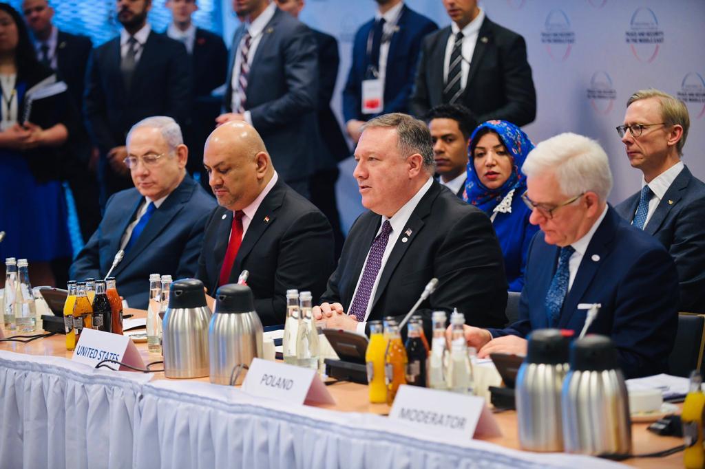 المؤتمر انطلق اليوم بمشاركة نتنياهو ووزراء خارجية عرب وغربيين، وتركّز على الموضوع الإيراني