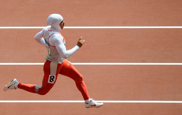 الأحزاب اليمينية قامت ولن تقعد.. الحجاب الرياضي يعيد توحيد فرنسا ضد الزي الإسلامي