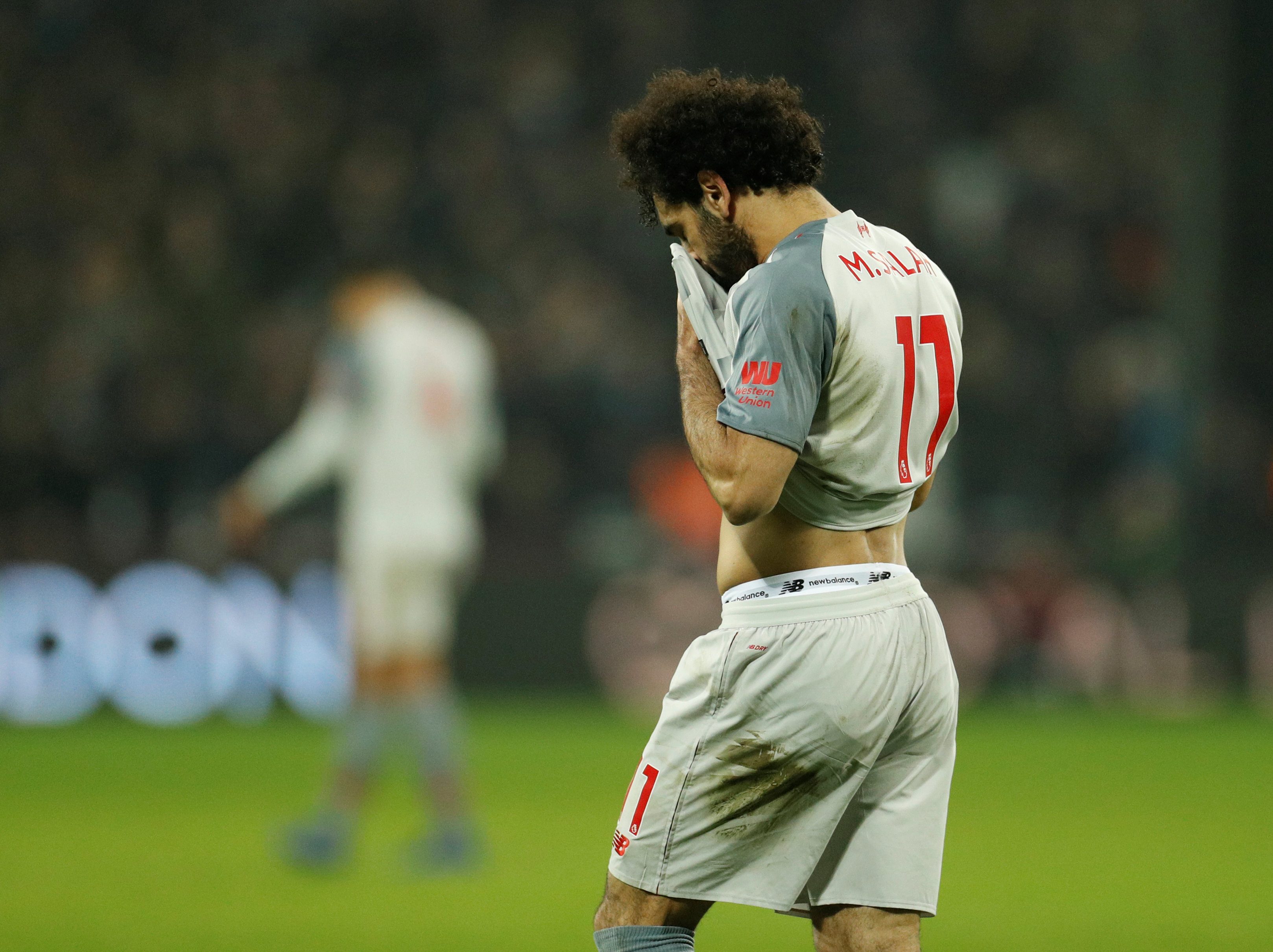 ابتكارات كلوب وأنانية ماني ولعنة آرسنال.. أهم أسباب حرمان محمد صلاح من أول لقب في مشواره الاحترافي