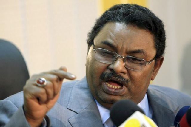 صلاح قوش السودان استقالة مدير الأمن والمخابرات السوداني بشكل مفاجئ