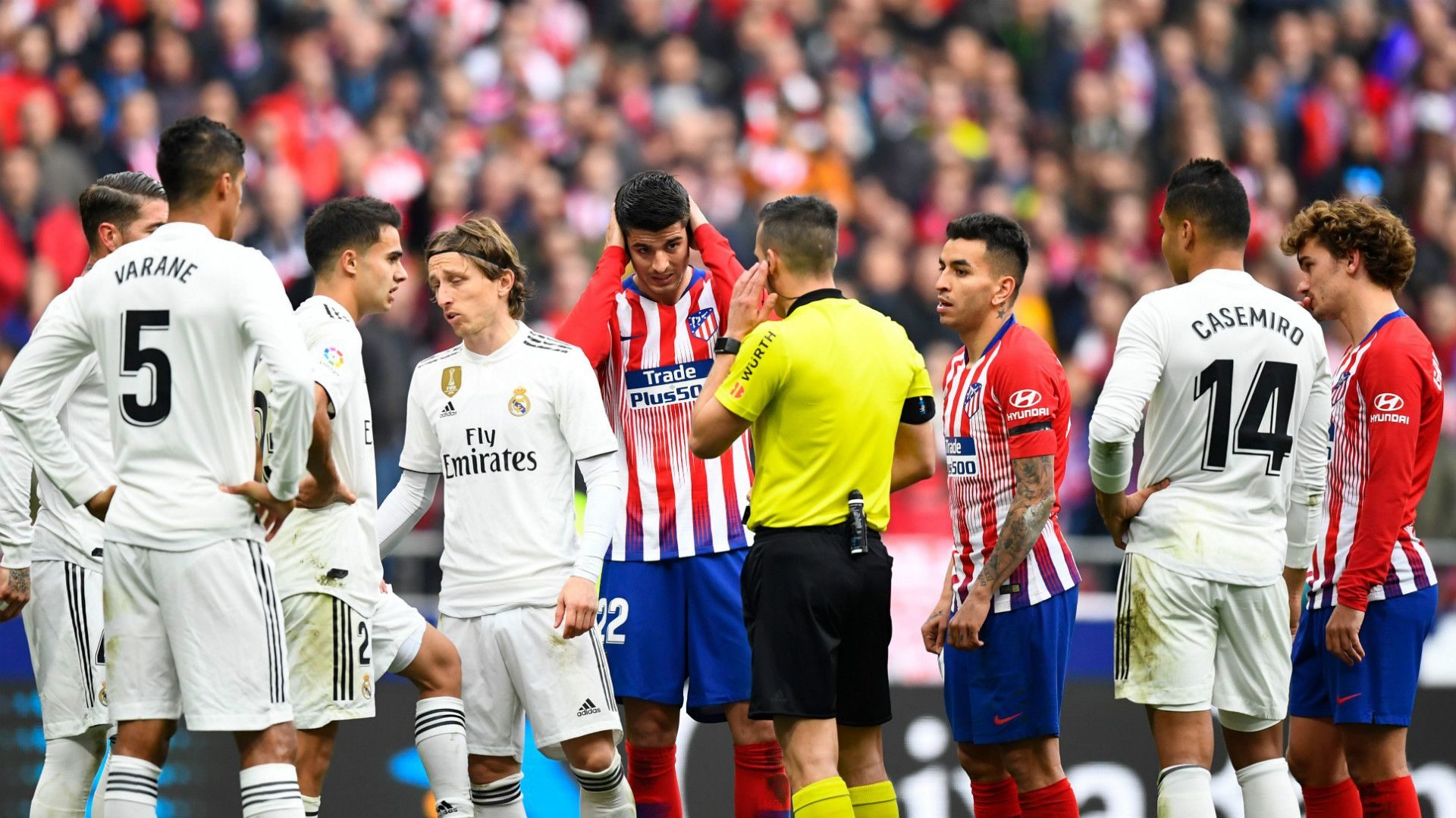 بعد أخطاء ديربي مدريد.. صحف إسبانيا تعلن: الـ«VAR» عدو الشعب