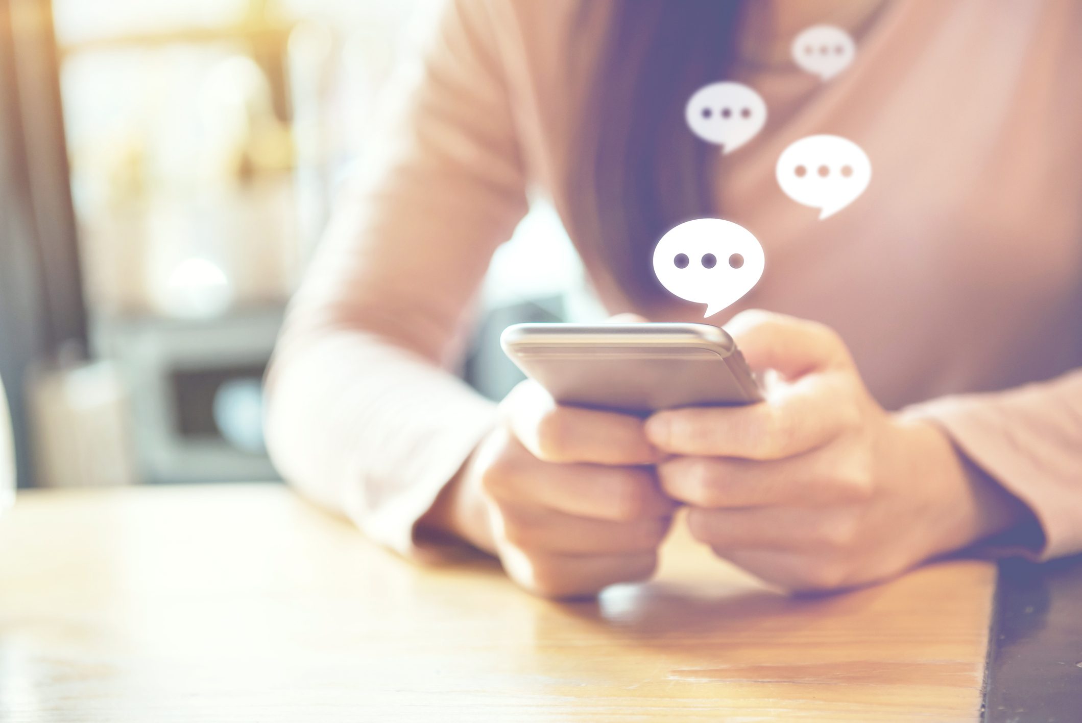 قُل وداعاً للرسائل النصية القصيرة SMS.. جوجل تخطط لتحديث ثوري في مجال الرسائل النصية.. تعرَّف على خدمة RCS المرتقبة