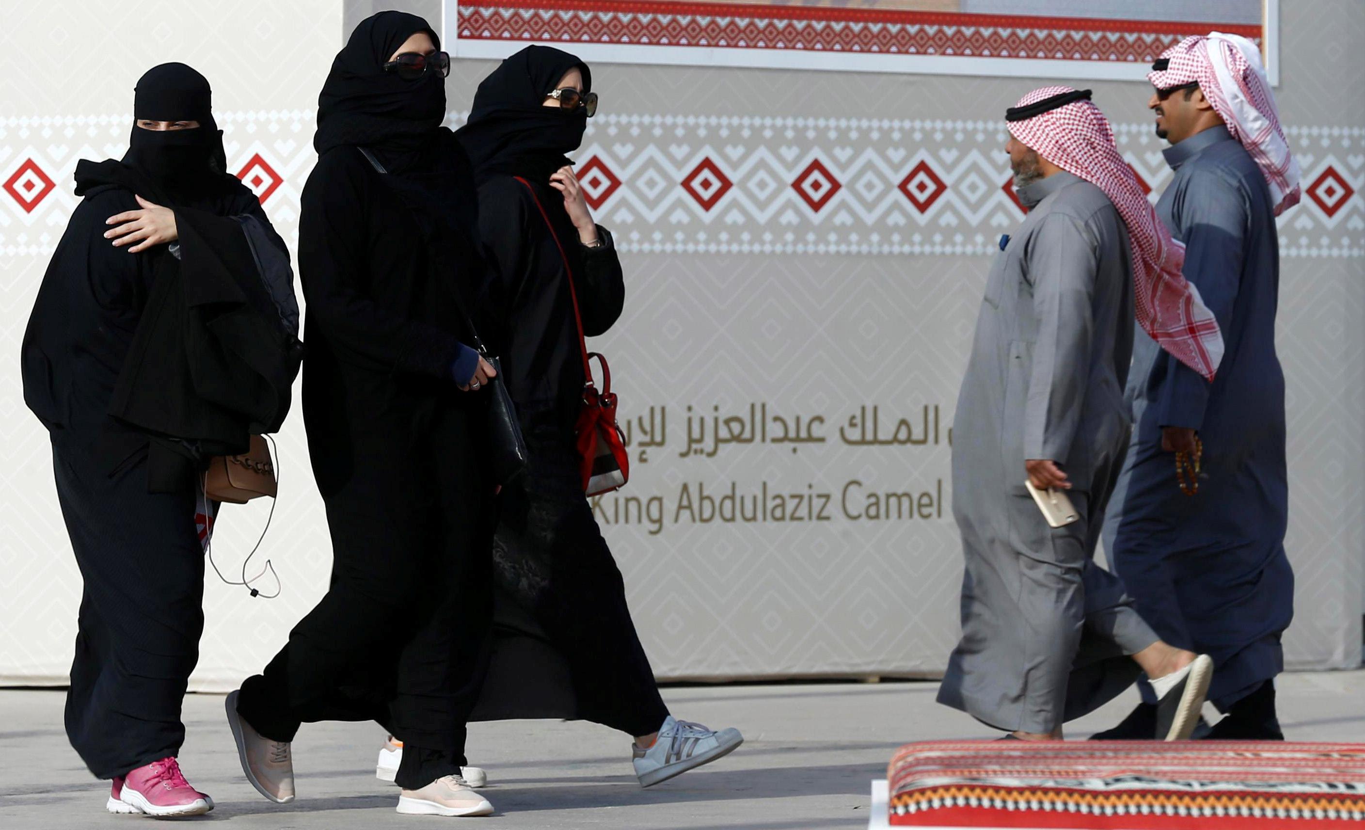 إقالة خطيب العيد بالسعودية وإحالته للتحقيق بسبب مقطع فيديو