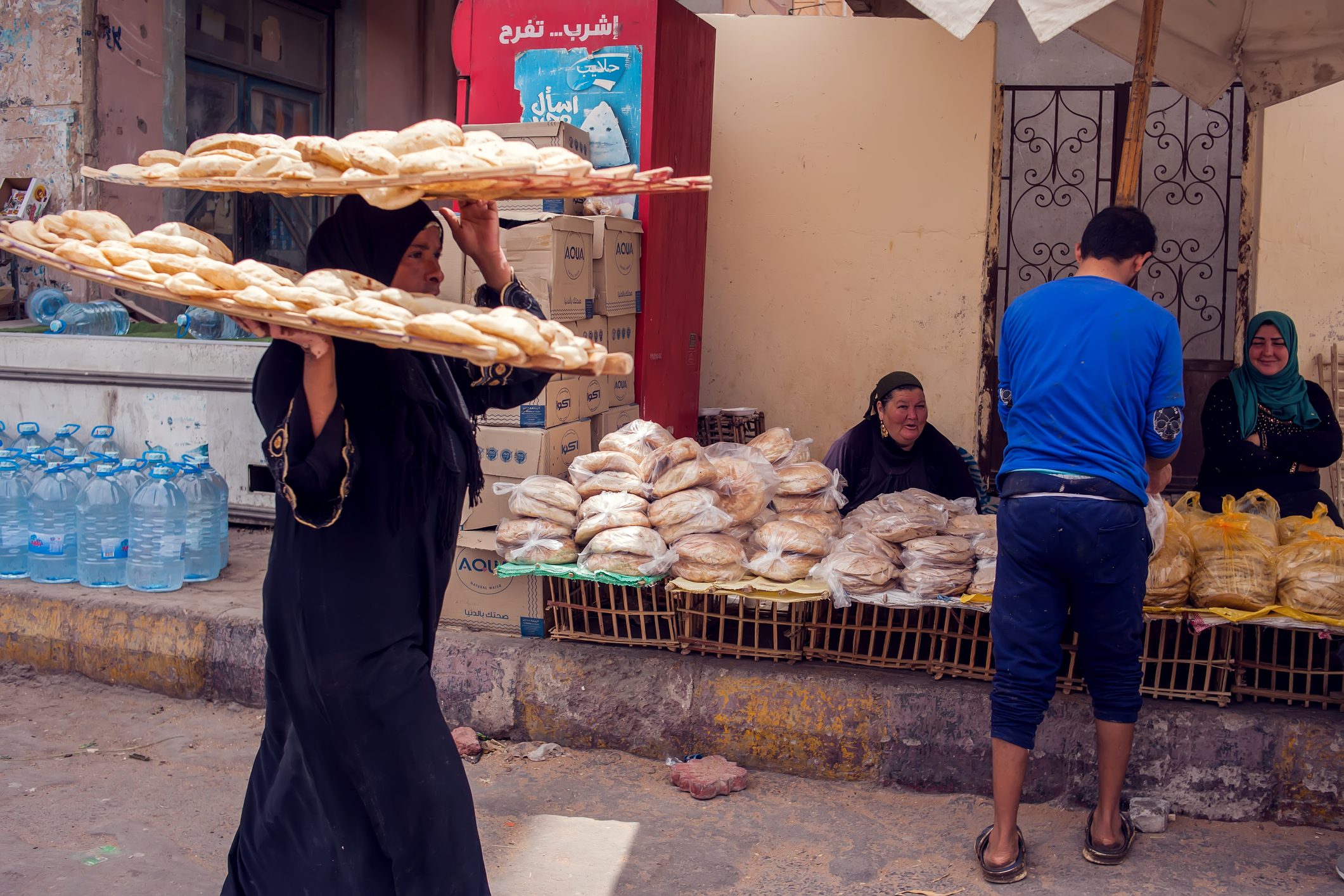الفرق بين الخبز الأسمر والأبيض