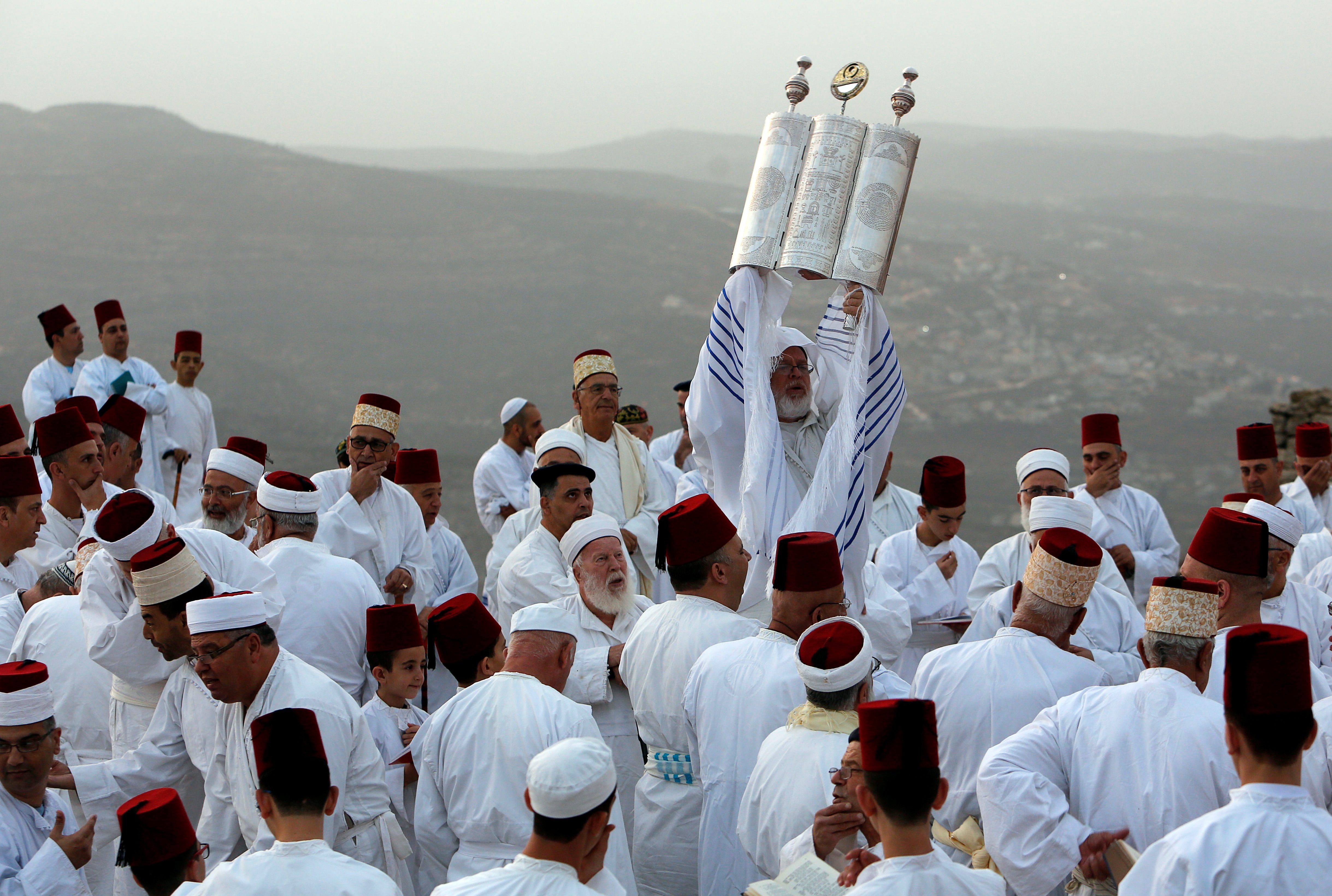 الطائفة السامرية أصغر طائفة دينية في العالم
