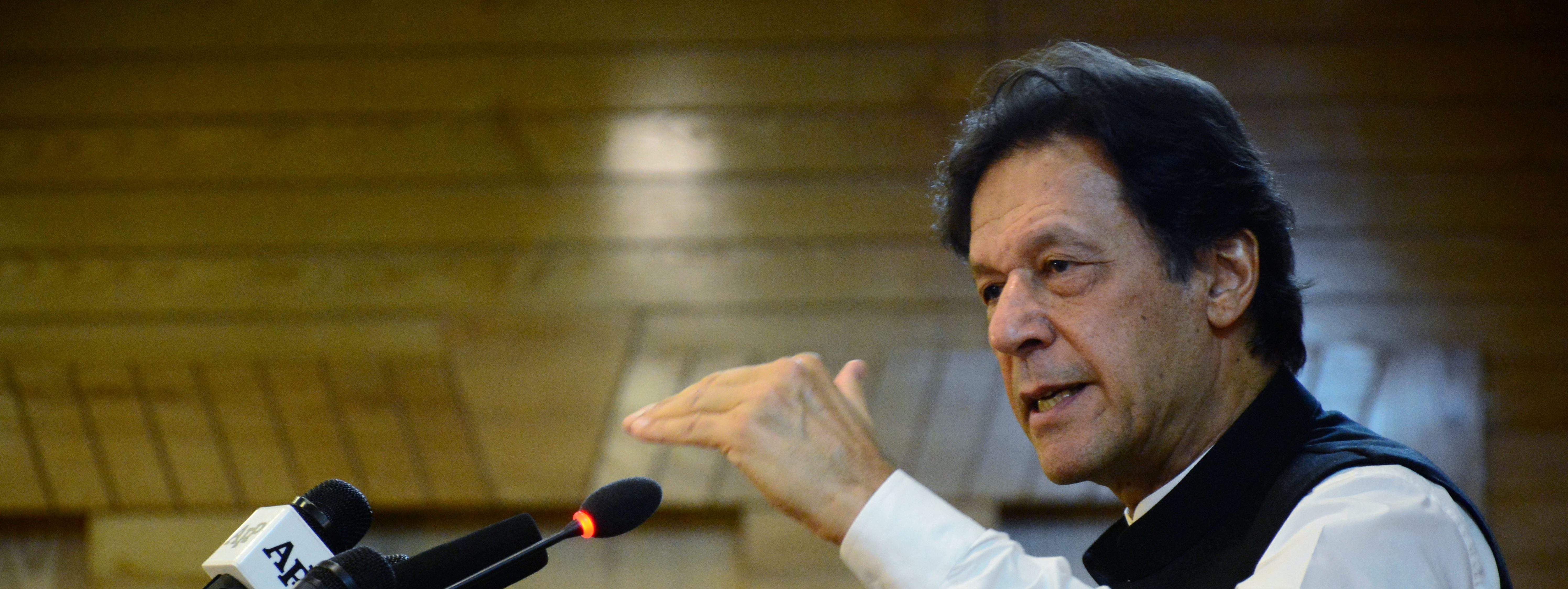 عمران خان محذراً من مجزرة أخرى ضد مسلمي الإقليم: الأمر سيكون له تداعيات قاسية
