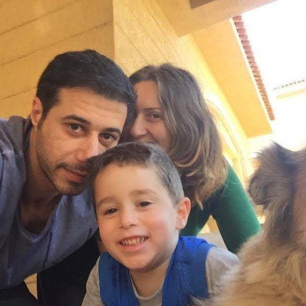 أحمد السعدني يتحدث عن طليقته لأول مرة بعد رحيلها.. روى قصة حب دامت 16 عاماً، وأكد: «كنت ناوي أرجع لها»