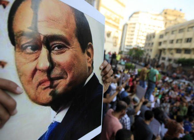 «ولادة جديدة للحرية».. هل ما زالت الشعوب تتطلع إلى الديمقراطية بالرغم من انحدارها المستمر؟