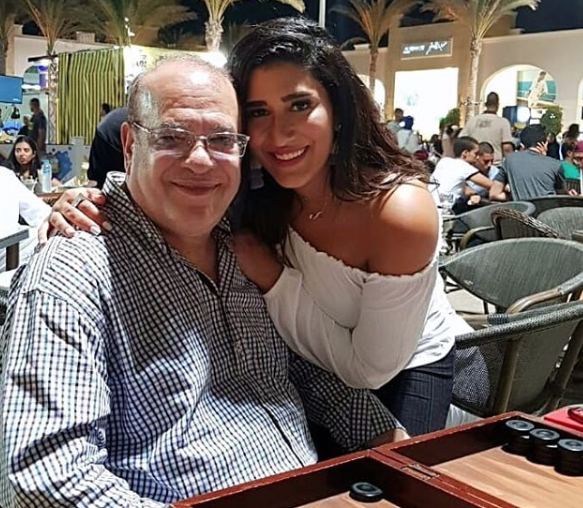 رسالة مؤثرة من صلاح عبدالله لابنته البكر: مهما زادت آلامي… قلبي يحبك