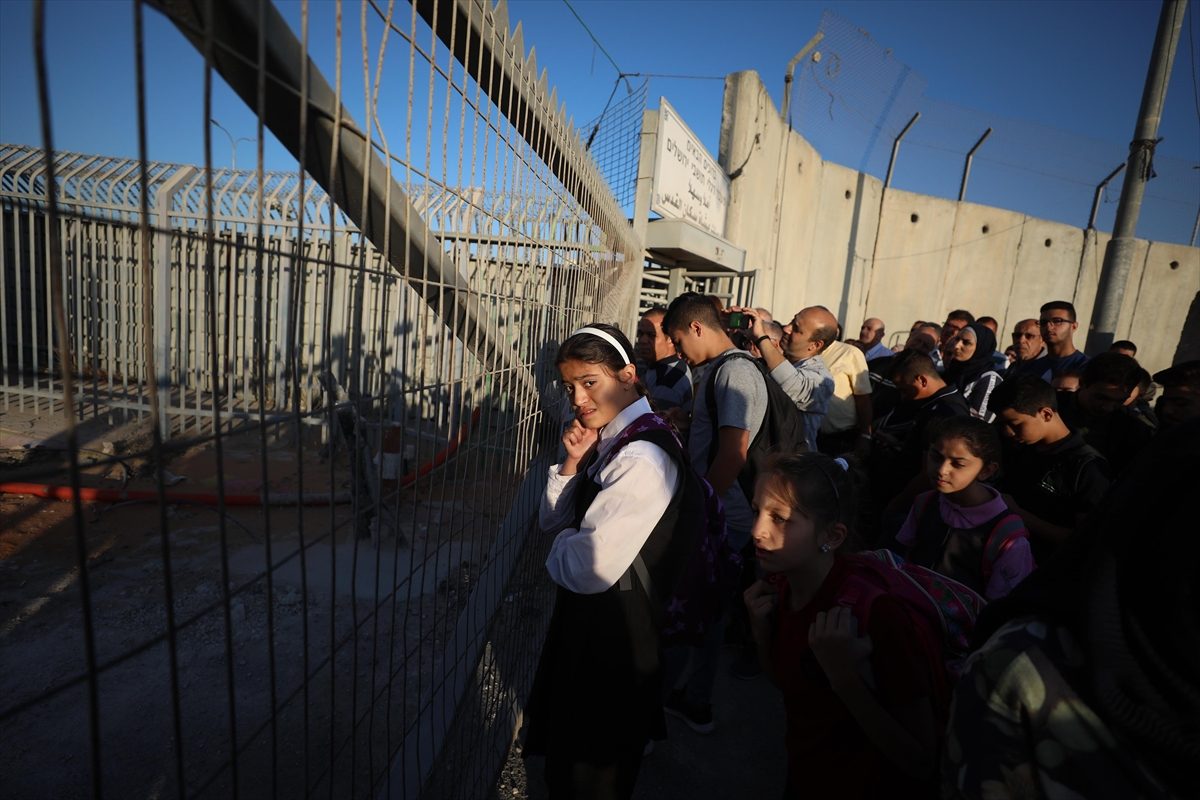 جنود إسرائيليون يفتحون النار على فلسطينية قرب القدس وتركوها تنزف حتى الموت