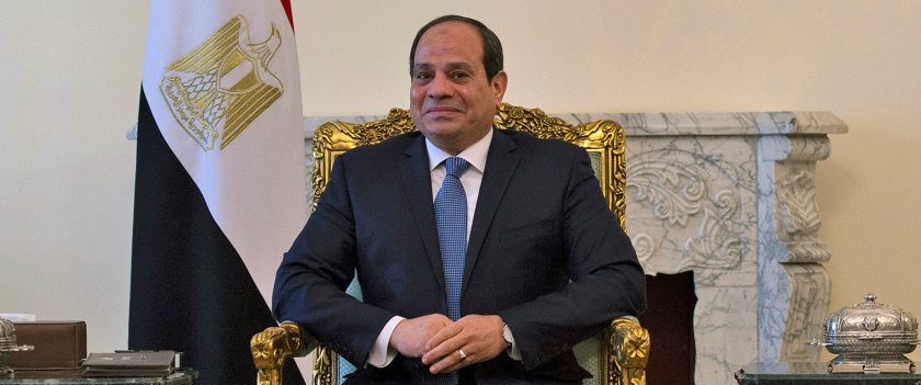 لماذا يعد موقف السيسي الخارجي في أضعف حالاته؟ الحلفاء لديهم ما يشغلهم