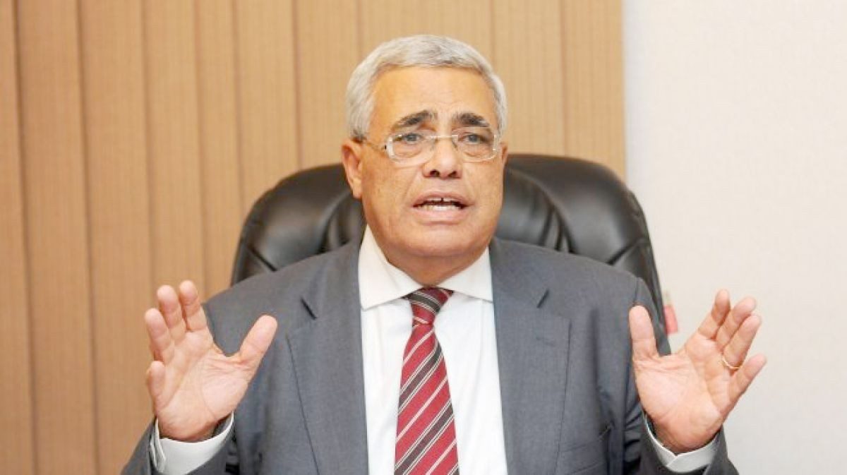 أستاذ العلوم السياسية بجامعة القاهرة، حسن نافعة/الشبكات الاجتماعية