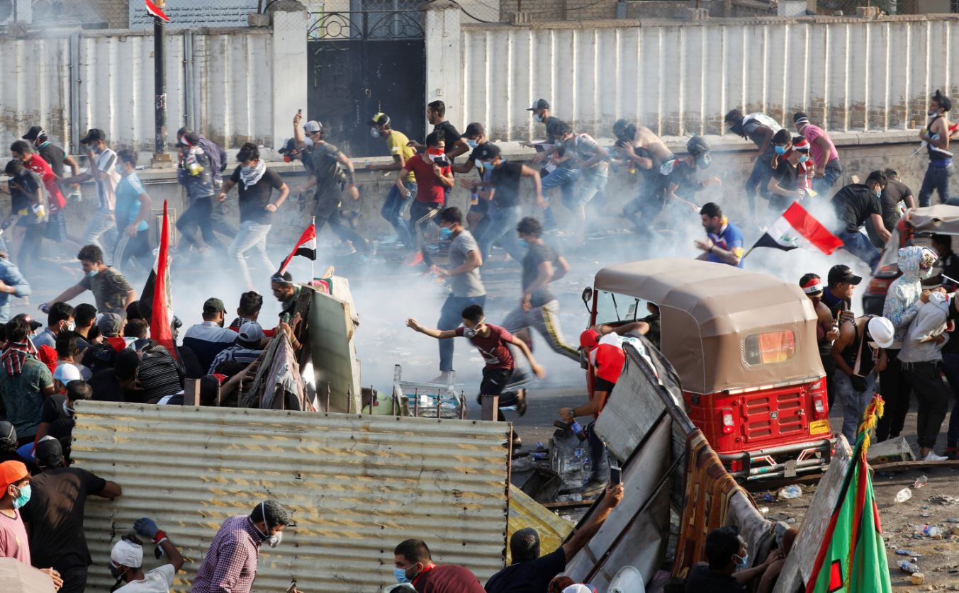سقوط 14 متظاهراً في كربلاء يرفع عدد القتلى من المحتجين العراقيين إلى 250