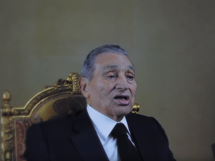 أبو تريكة والبرادعي وعمرو أديب.. هكذا نعى مشاهير مصر الرئيس الأسبق حسني مبارك