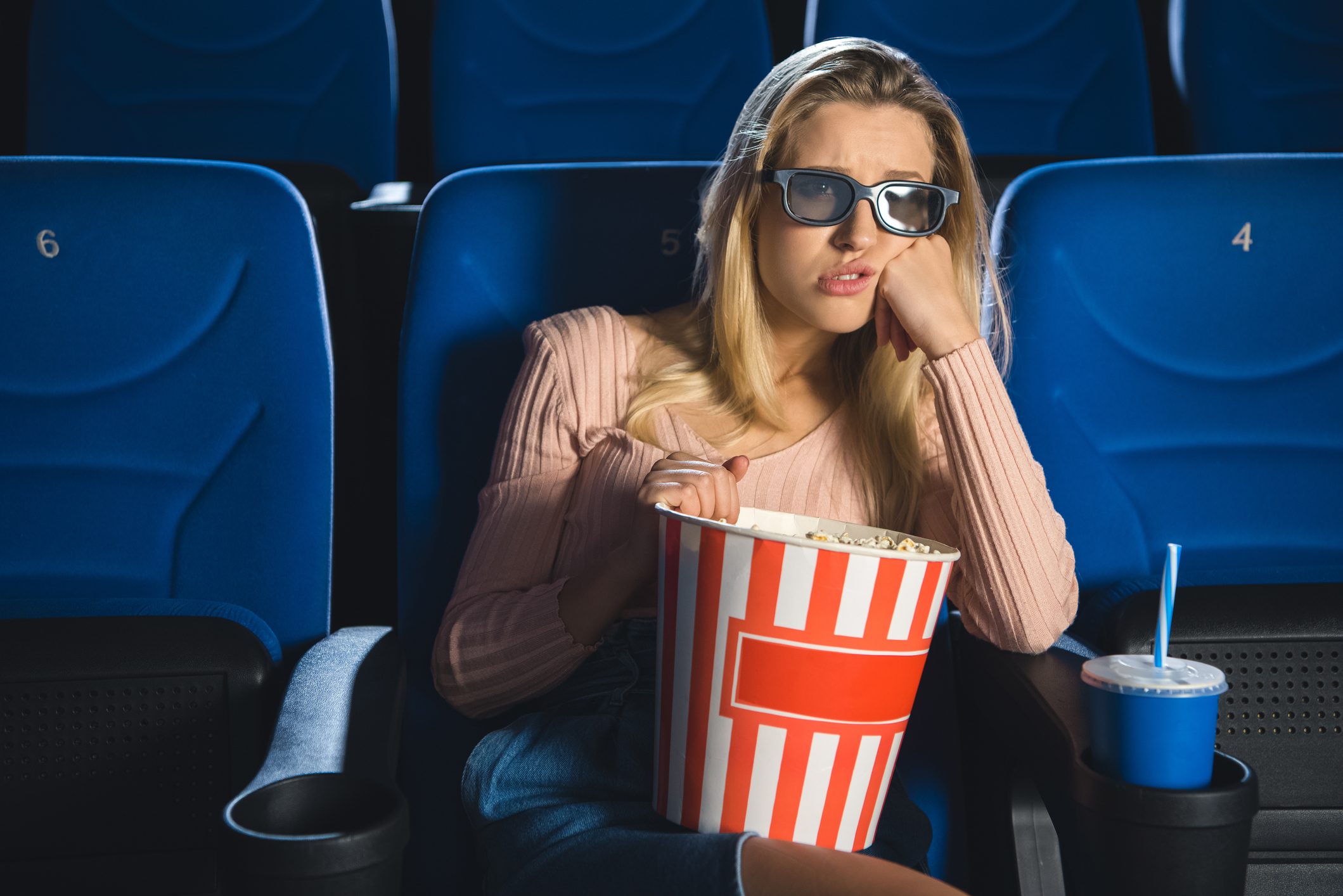 10 أفلام رعب مشهورة ليست مخيفة حقاً