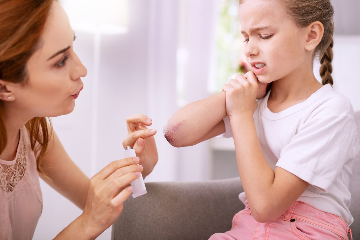 كيف تعرف أن جُرحك مصاب بعدوى، وكيف تعالجه منزلياً؟