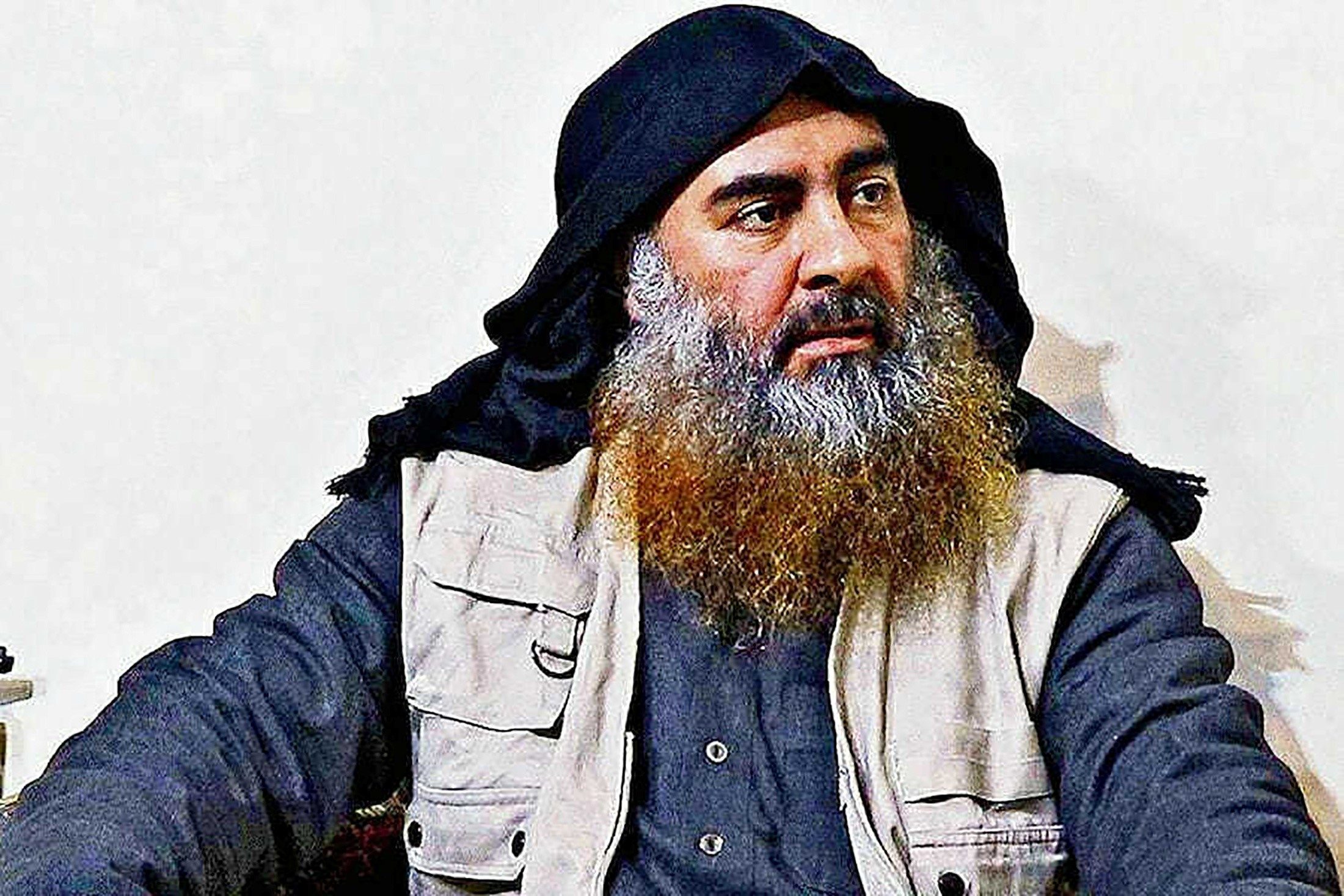 بعد أيام من مقتل زعيم التنظيم.. تركيا تعتقل شقيقة البغدادي شمال سوريا (صور)