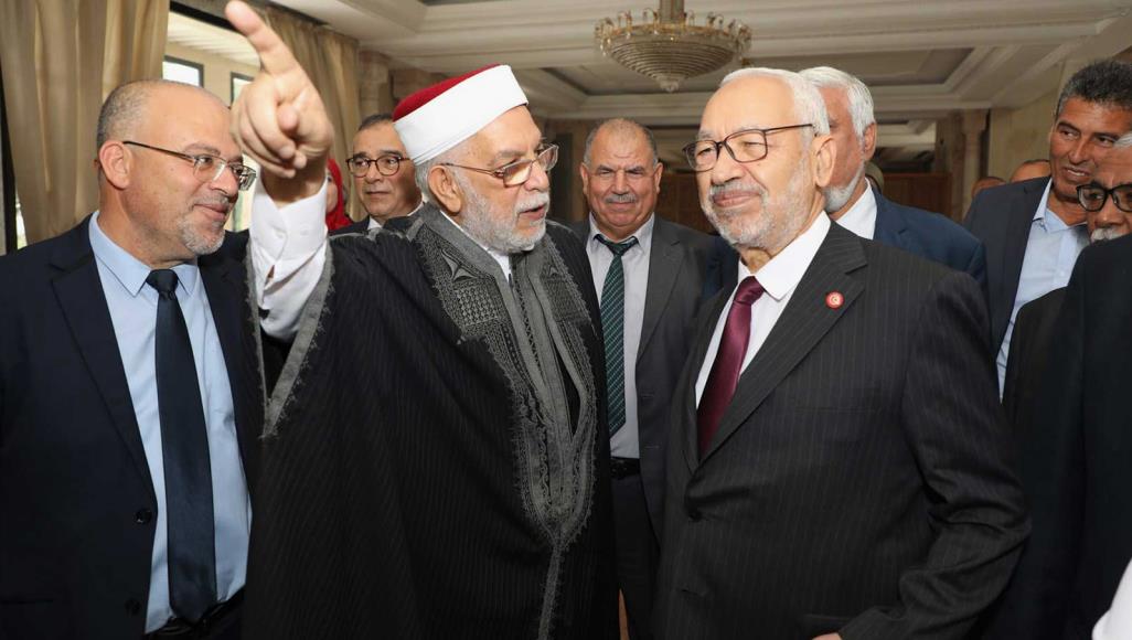 من مُعارض تطارده أنظمة بلاده إلى رئيس للبرلمان.. أبرز المحطات في تاريخ «الشيخ» راشد الغنوشي