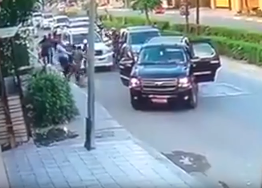 فيديو متداول للحظة اختطاف لواء في الداخلية العراقية