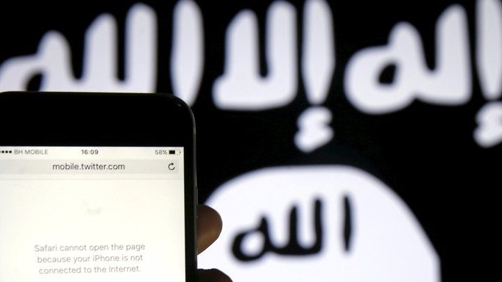 عناصر داعش يخترقون الحسابات غير النشطة على تويتر لينشروا عليها أفكارهم