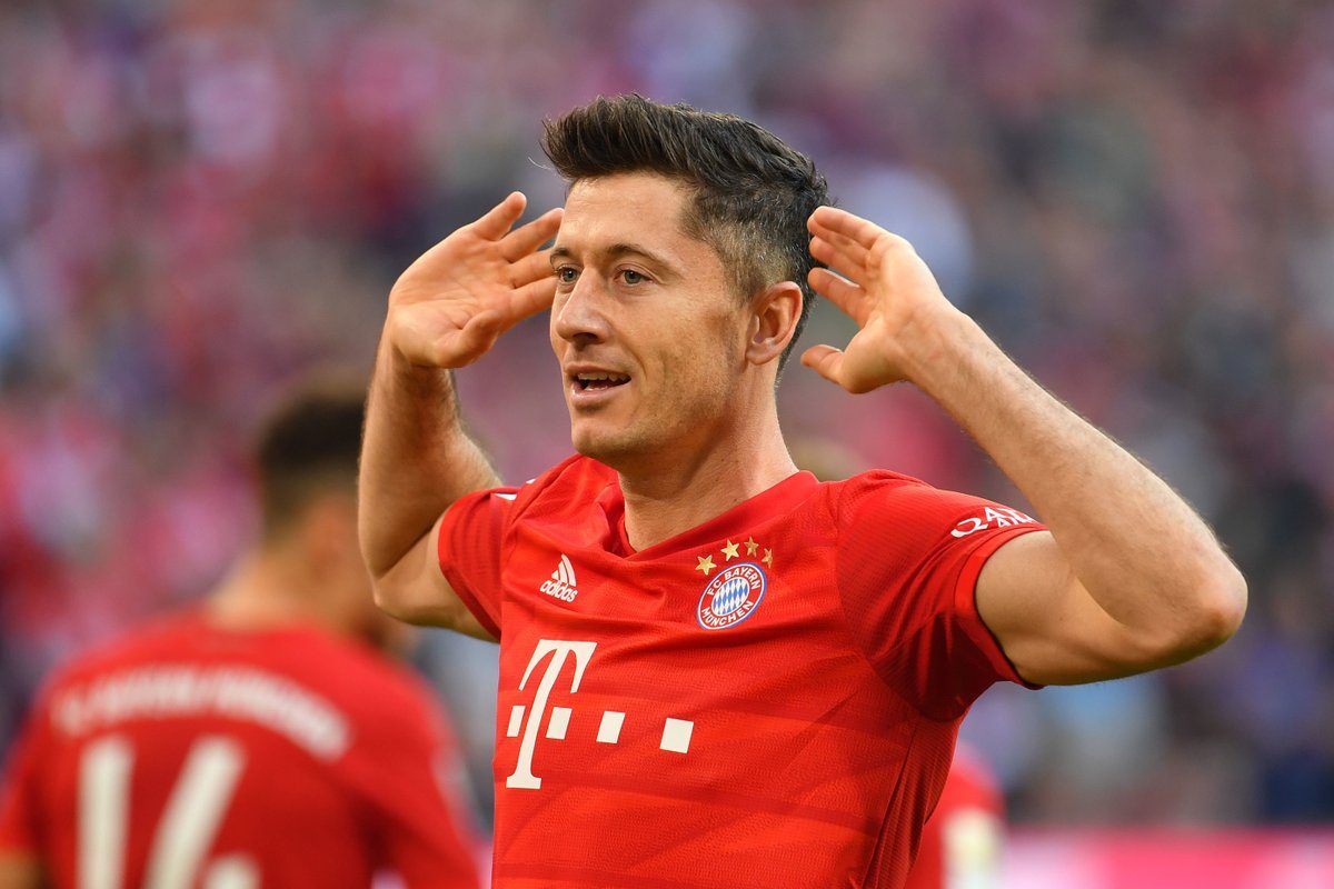 مولر يعادل أسطورة بايرن.. ليفاندوفسكي يسجل رقماً تاريخياً في الدوري الألماني