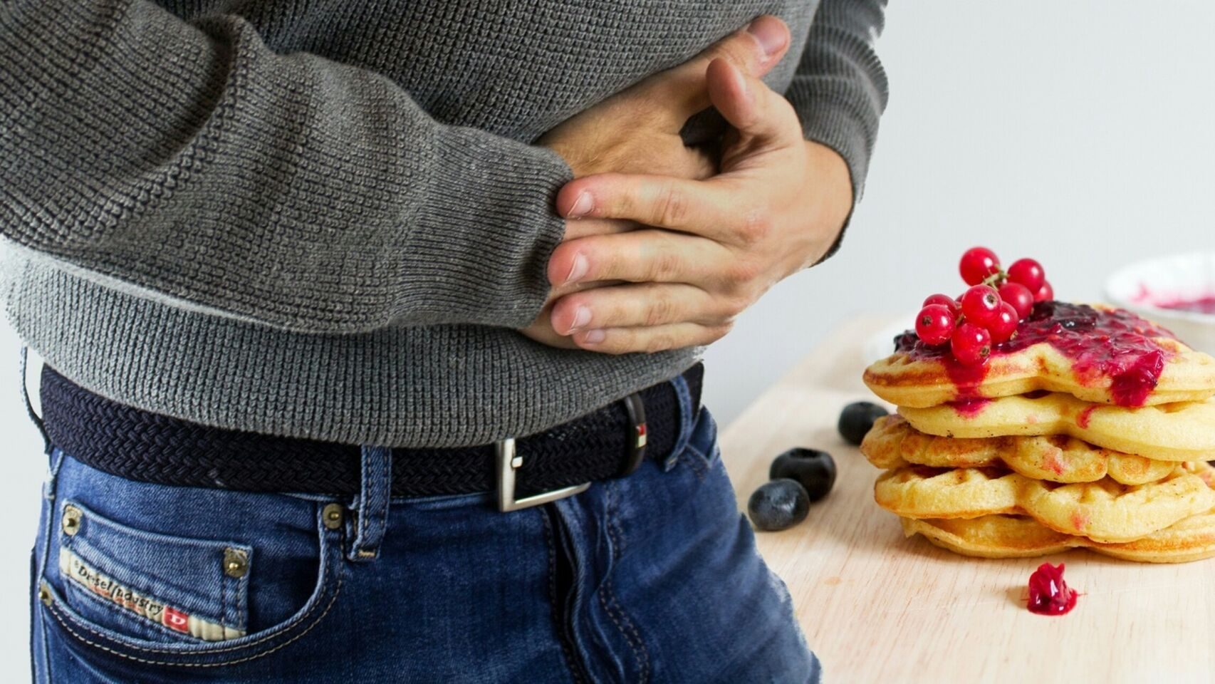 7 حيل بسيطة.. تساعدك على علاج حموضة المعدة أو تجنبها