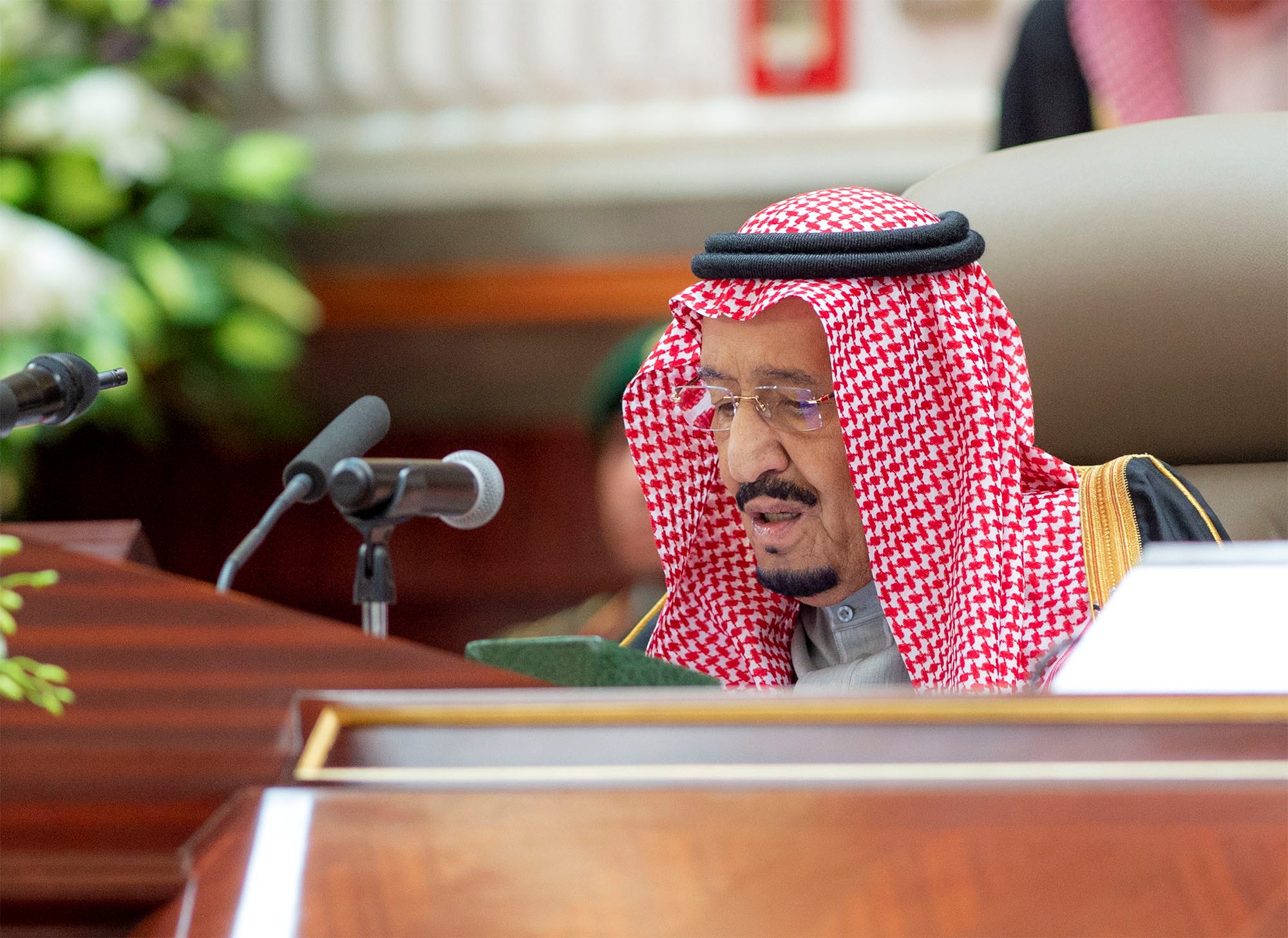 أمر ملكي بفتح باب التجنيس بالسعودية.. صحيفة سعودية تكشف تفاصيل القرار الذي صدر قبل شهرين