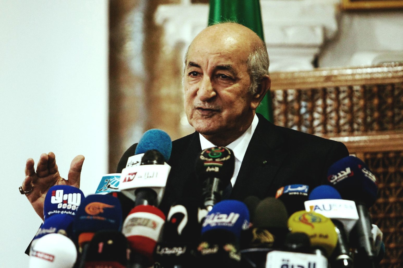 الابن البار للنظام والمعارض الجديد له.. من هو عبدالمجيد تبون الرئيس الثامن للجزائر؟
