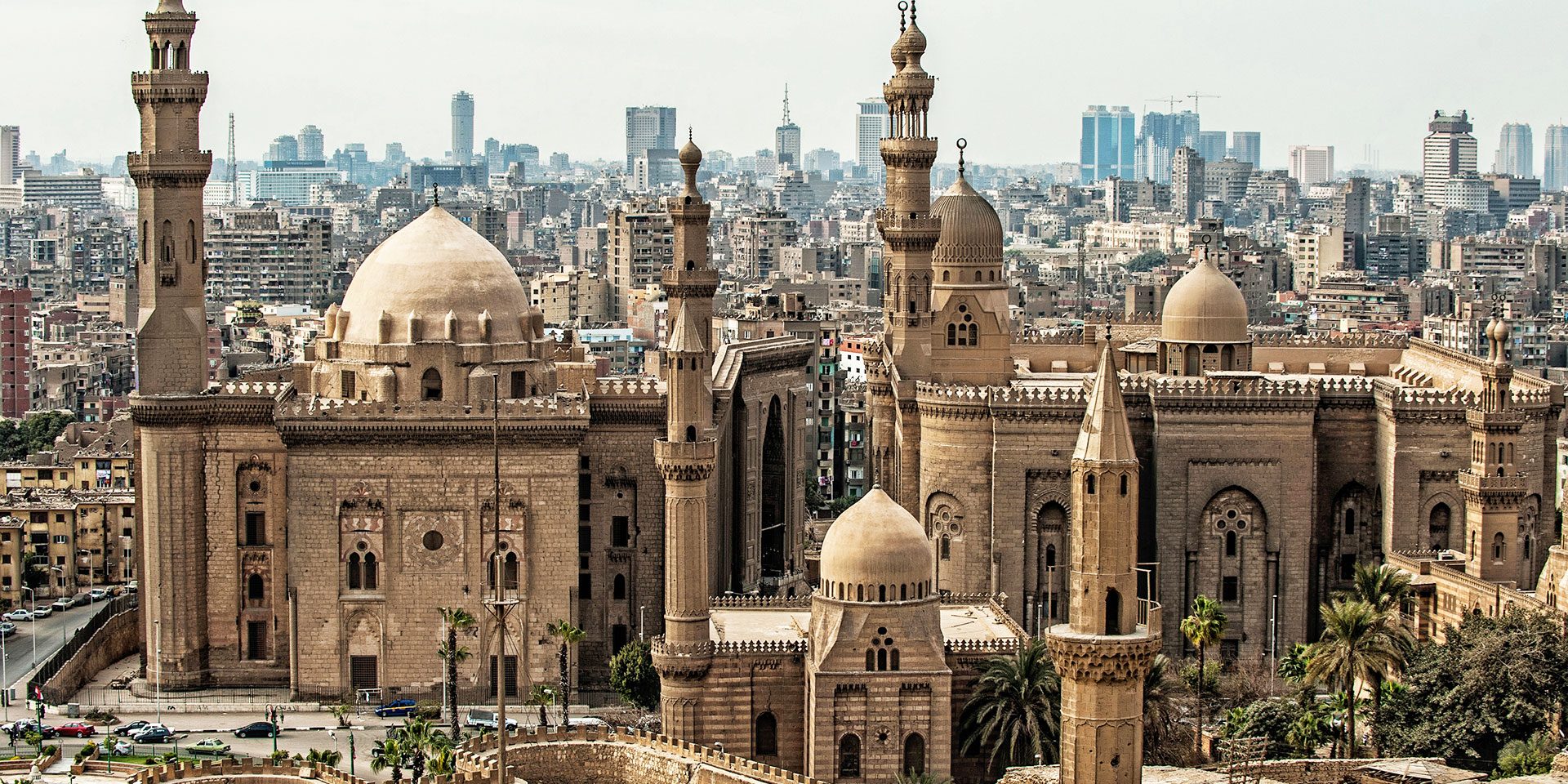 «أتعرفين ما هو الوطن يا صفية؟ الوطن هو ألا يحدث ذلك كله»