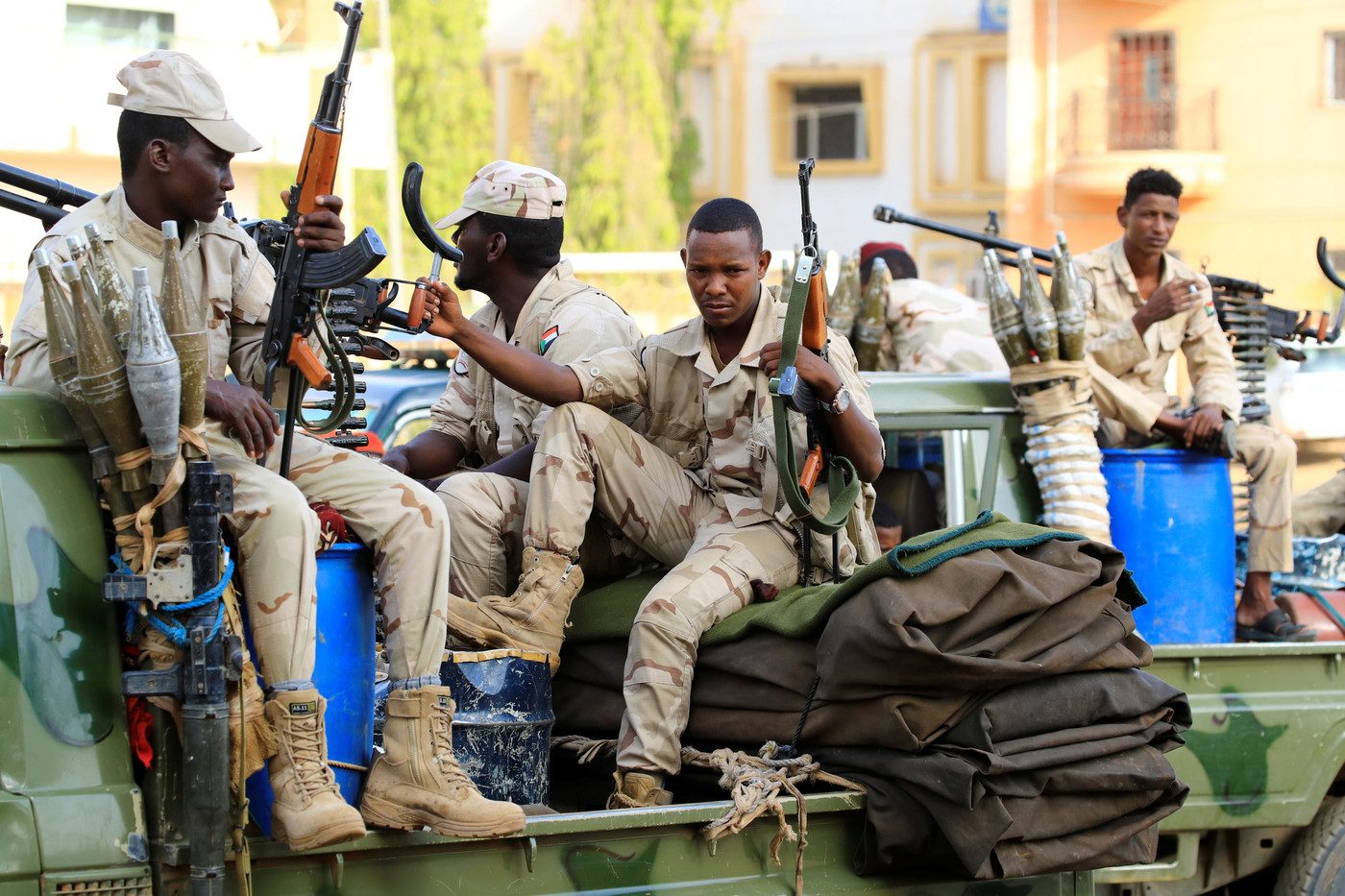 الجيش السوداني احتجاجات السودان
