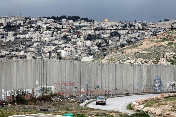إسرائيل عزلتهم سنوات.. ماذا قال سكان القرية التي يريد ترامب تسميتها القدس وجعلها عاصمة لفلسطين؟
