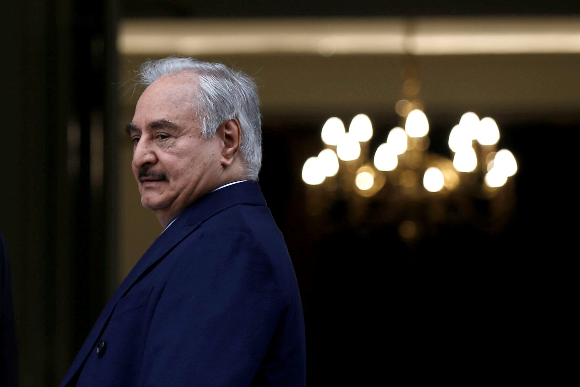 موالون لحفتر يوقفون تصدير نصف النفط الليبي، أردوغان ينتقد دعم 3 دول عربية لحفتر، وتسجيل صوتي لترامب عن قتل سليماني
