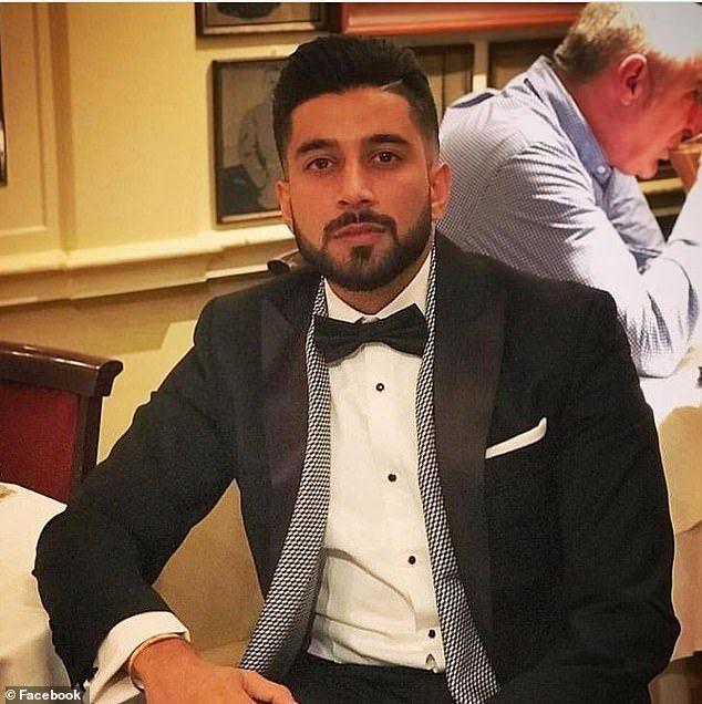 محتال بريطاني يتباهى بأموال ضحاياه في دبي.. هرب من الحكومة وينشر صوراً تسبب «المرض» لعملائه السابقين
