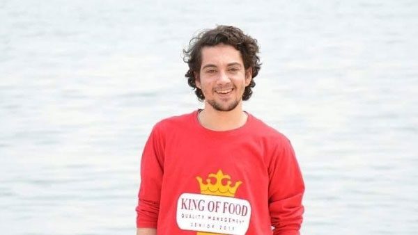 “جريمة غير معلنة”: من قتل الشاب محمد خليفة في معرض الكتاب؟