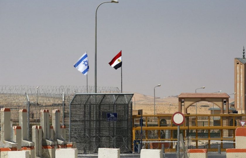 إسرائيل تصدّر الآن الغاز لمصر بعد أن كانت تستورده منها.. كيف انعكس الأمر، ولماذا؟