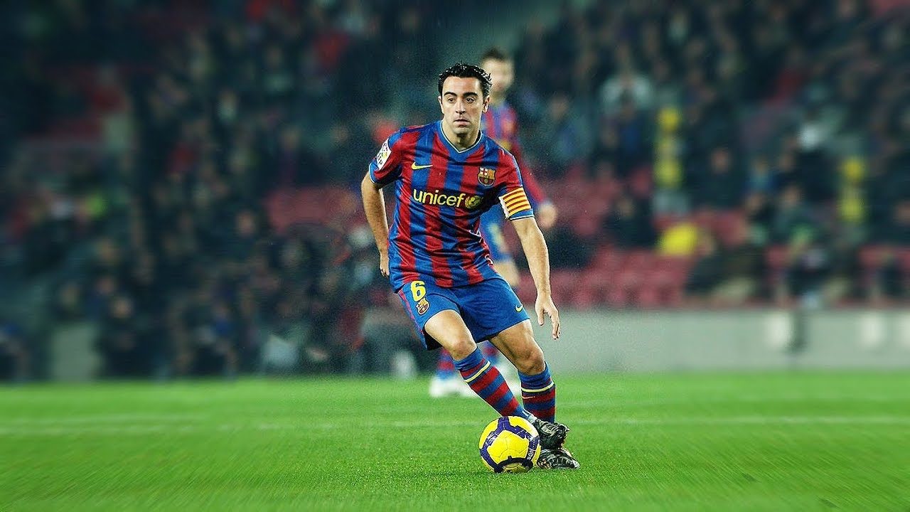 «تشافي يتحدث»: أسلوب لعب برشلونة أجمل من مدريد.. وهذا هو سر هيمنة غوارديولا