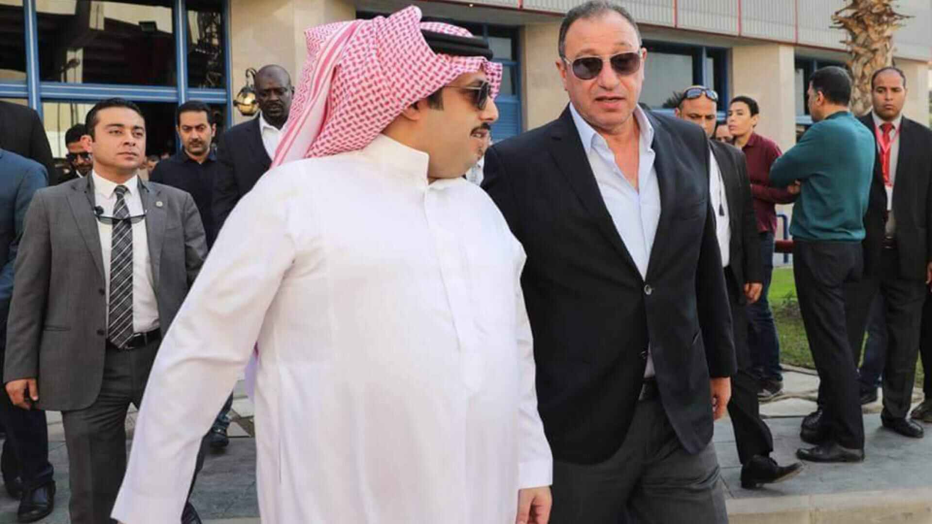 رفض تخليه عن الرئاسة الشرفية.. رد مجلس الخطيب على تركي آل الشيخ يثير الجدل بين جماهير الأهلي المصري