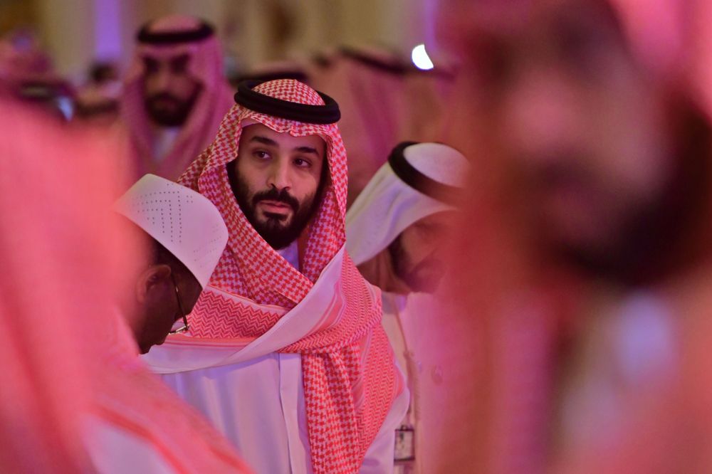 يهتم بأدق تفاصيل تحضيراتها.. بلومبيرغ: محمد بن سلمان يرى باستضافة قمة العشرين “الخلاص المنتظر”