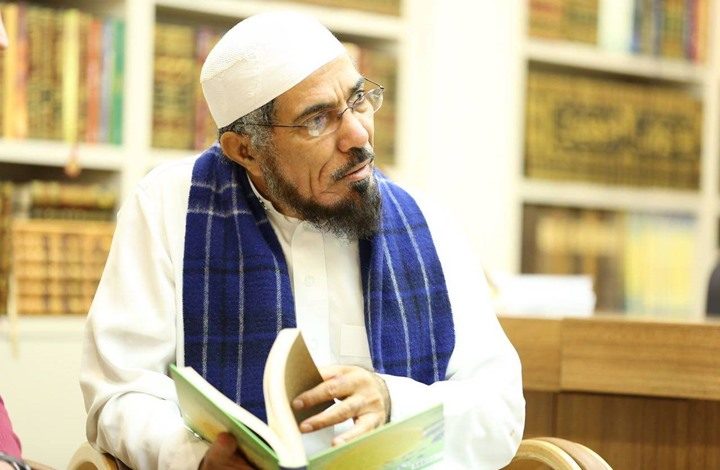 ذهبتُ إلى بيته في السعودية فجلس يُعلمني ويسمع تجربتي في سجون القذافي.. قصتي مع شيخي سلمان العودة