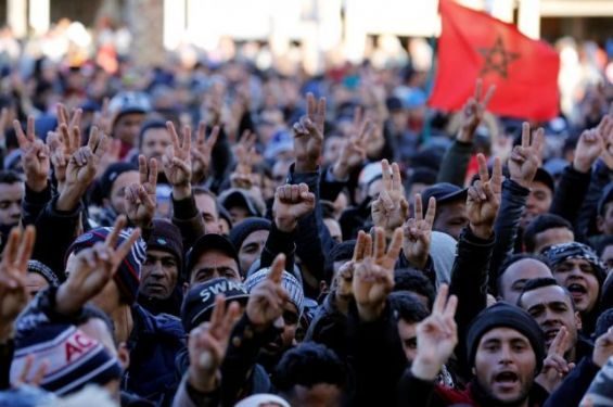 رؤساء شيوخ أعمارهم لا تقل عن الخمسين! دعني أحدثك عن موسم “جفاف” الأحزاب المغربية