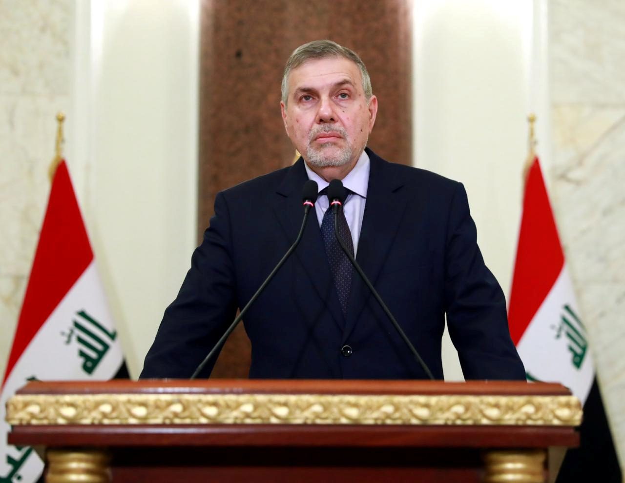 رئيس وزراء العراق المكلف يعلن حكومة “خالية من الأحزاب”، ويعلن عن أول إجراء بعد منحها الثقة