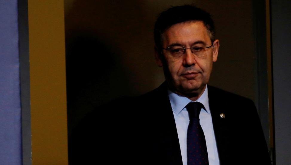 الأزمات تحاصر كامب نو.. مجلس إدارة برشلونة ينقلب على بارتوميو عقب «السقطة الأخيرة»