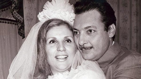 أحدهما تزوج 17 يوماً خوفاً من الفضيحة.. أسرع حالات الطلاق للفنانين العرب