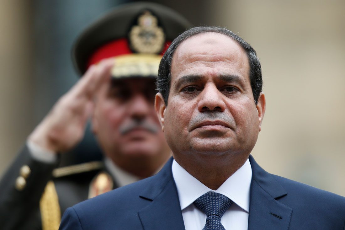 قسّم المصريين حياً وميتاً.. نيويورك تايمز: رحل مبارك تاركاً 100 مليون مواطن يعيشون في دولته العميقة