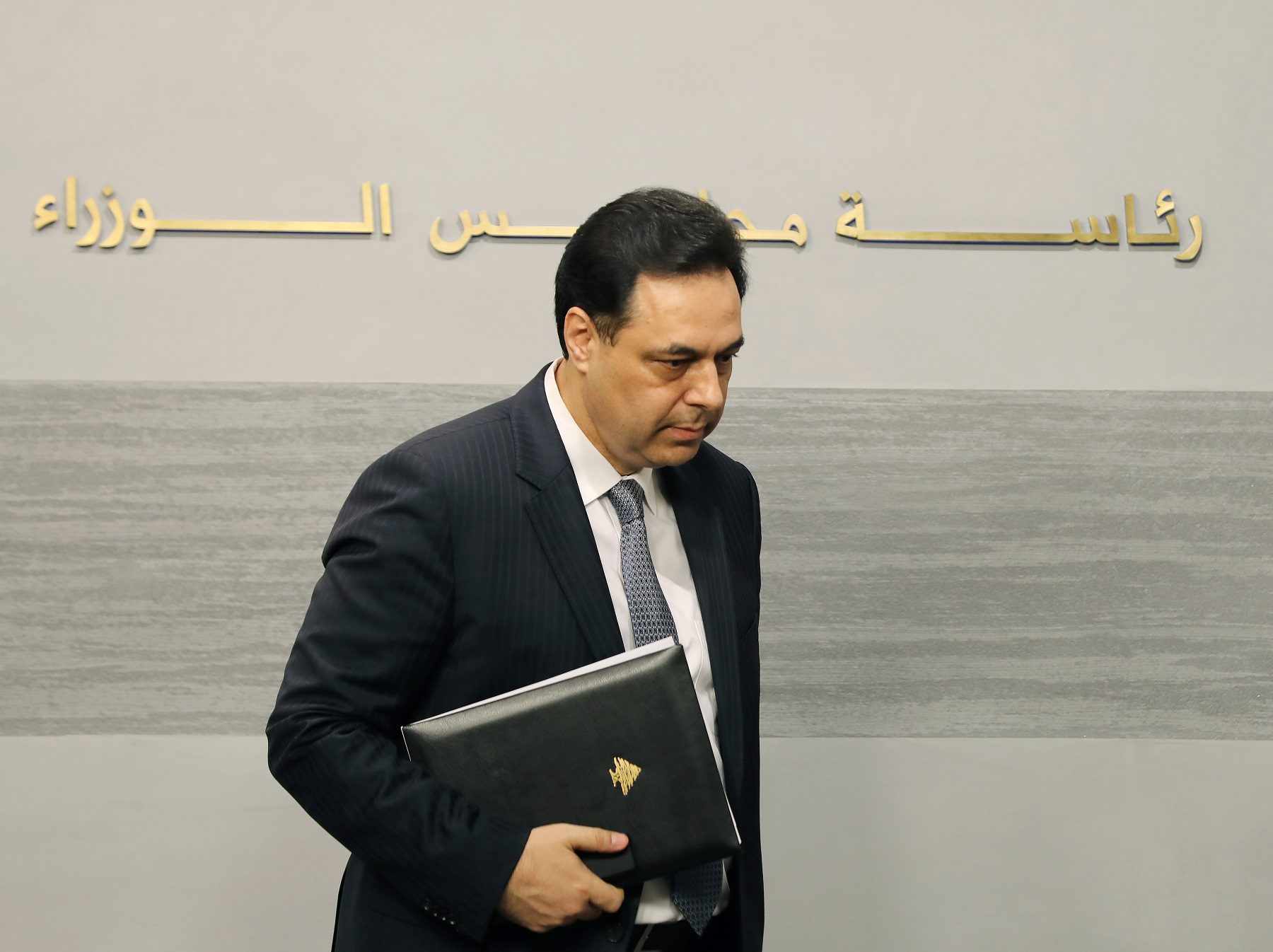 لبنان لن يسدد ديونه.. دياب: الدَّين أكبر من قدرتنا و40% من المواطنين قد يجدون أنفسهم تحت خط الفقر