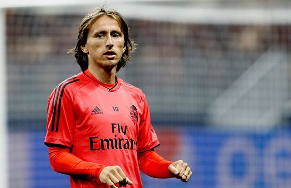 زيدان يستقر على بديل راموس.. ريال مدريد يعطي مودريتش الحرية في تحديد مستقبله خلال الصيف