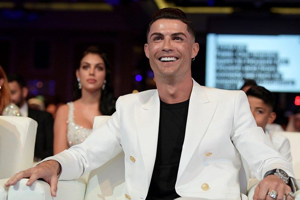 لأن البعض يعيش في مياه البطيخ.. كيف يجب أن يتعامل المشاهير مع وباء كورونا؟