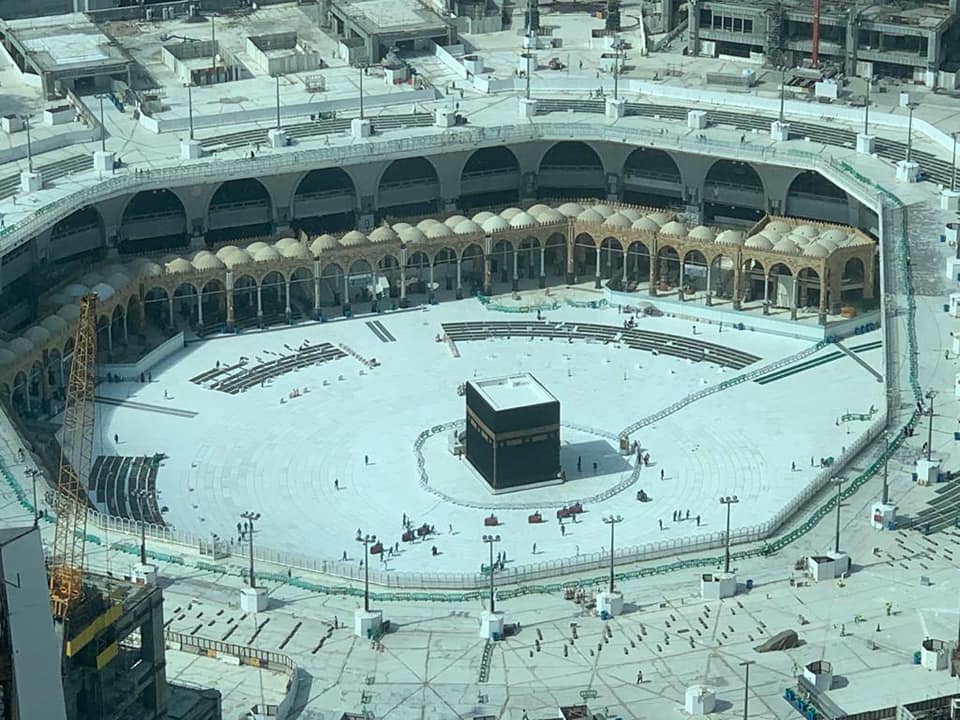 صور صادمة التُقطت من السماء تكشف كيف أثَّر انتشار فيروس كورونا على أكثر الأماكن ازدحاماً بالعالم